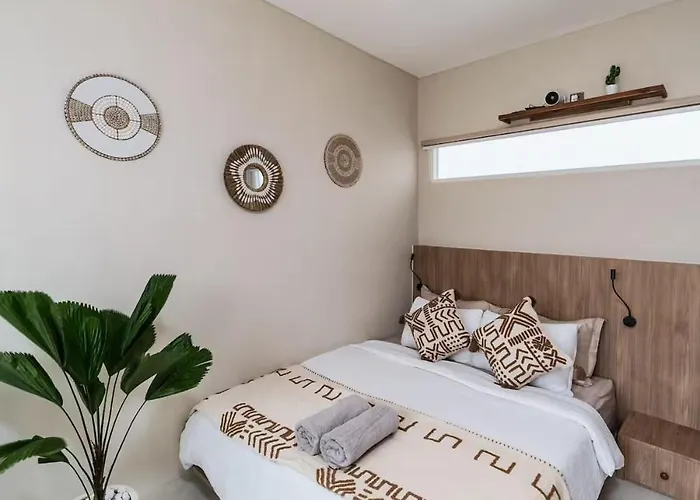 Holiday home Serene 1br With Private Pool Near Balangan *